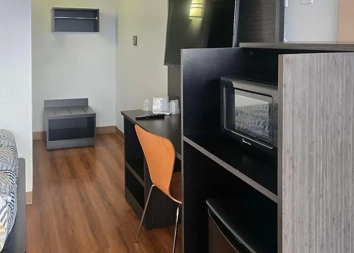 Park Inn By Radisson, Tracy