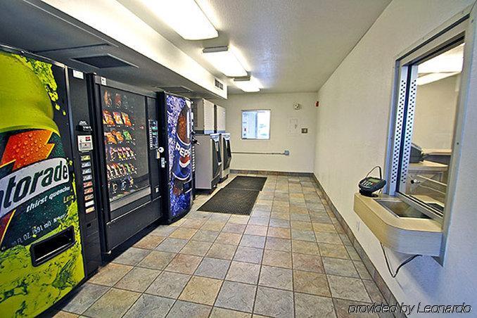 Park By Radisson, 2* Tracy
